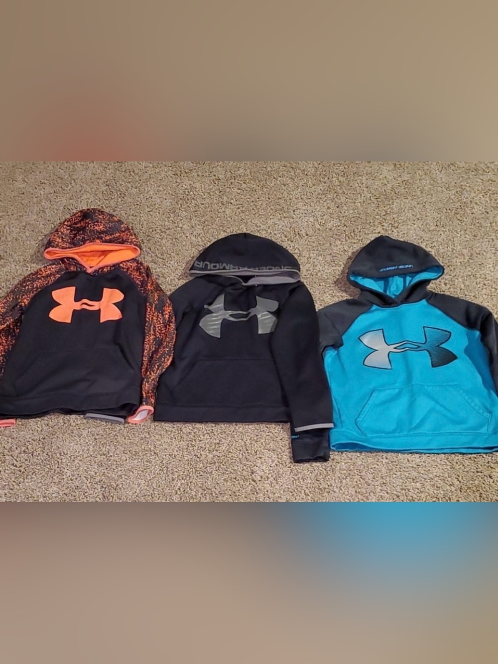 Under Armour Kids Hoodies - Black & Orange, Black & Gray, Blue & Black. Size: M